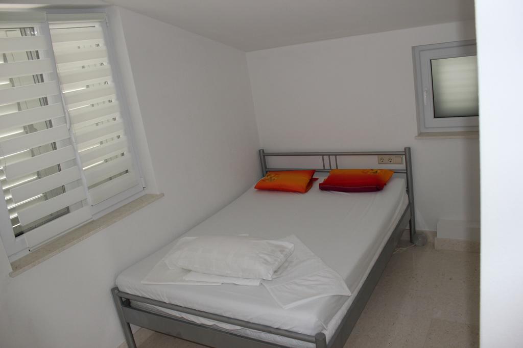 Vila Vito Trogir Rom bilde